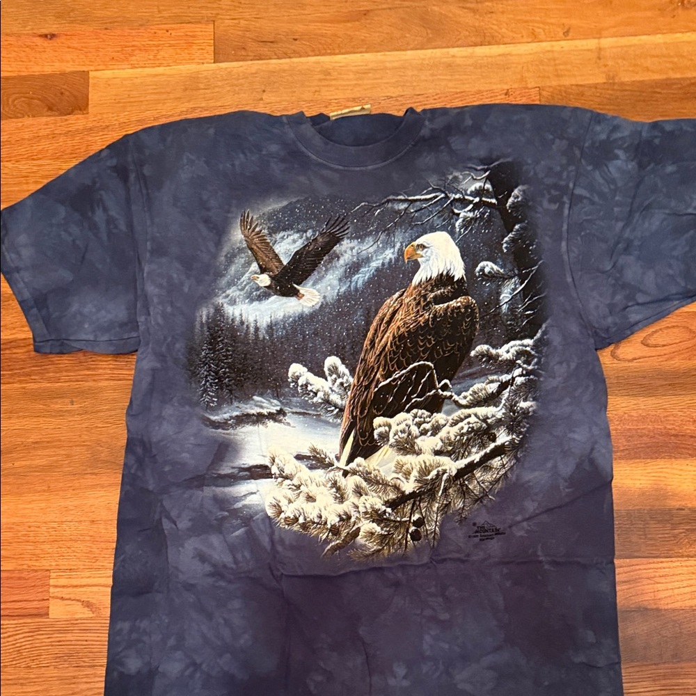 *NWT* The Mountain Blue Eagle Short Sleeve Tee